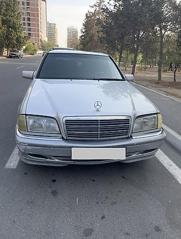 mersedes benz c: Mercedes-Benz C-Class: 1.8 l | 1998 il Universal — 1