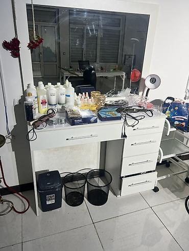 Salon, tibbi mebel dəsti: Gözəllik salonu üçün mebel və avadanlıqlar dəsti - Vizaj/saç ustası — 1