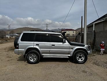 а 6: Mitsubishi Pajero: 1993 г., 2.5 л, Механика, Дизель, Внедорожник — 4