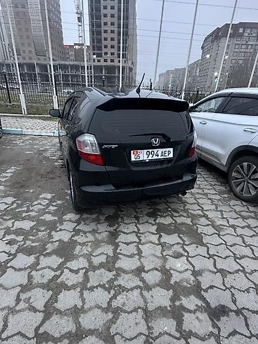 Honda Fit: 2010 г., 1.5 л, Автомат, Бензин, Хэтчбэк