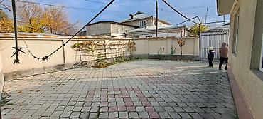 Продажа коттеджей и домов: 6 комнат и более, 120 м², 6 соток, Манас (Джалал-Абад), Собственник — 30