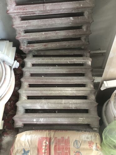 купить морской аквариум бу: Чугунные радиаторы отопления (секционные) комплекте - Материал