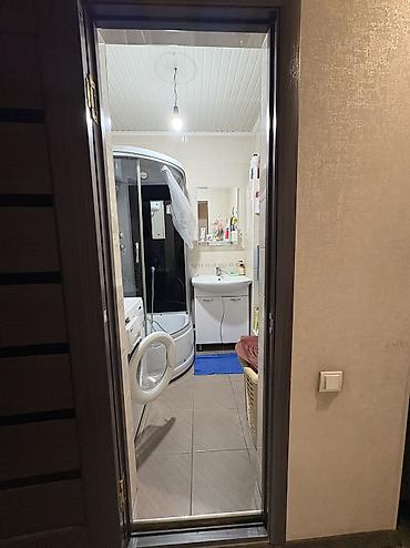 квартиры район пишпек: 3 комнаты, 71 м², Пишпек Индивидуалка, 5 этаж, Косметический ремонт — 10