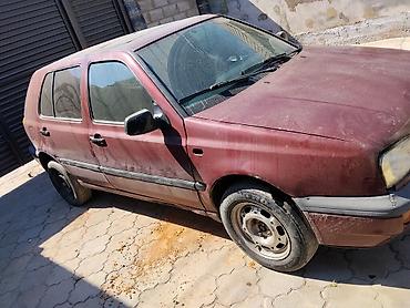 chek it: Volkswagen Golf: 1993 г., 1.6 л, Механика, Бензин, Хэтчбэк — 4