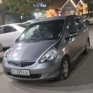 Honda: Honda Fit: 2004 г., 1.3 л, Автомат, Бензин, Хэтчбэк