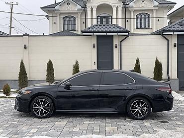 Toyota: Toyota Camry: 2021 г., 2.5 л, Автомат, Бензин, Седан — 6