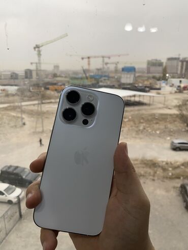 проектор для мобильного телефона: IPhone 14 Pro, 256 ГБ, Күмүш, 86 %