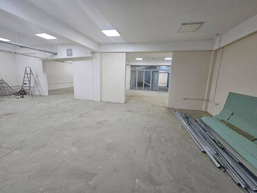 Digər kommersiya daşınmaz əmlakı: Yasamalda 500 m2 olan zirzəmi (podval) icarəyə verilir. Obyektin — 10