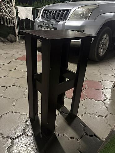 study table: Высокая подставка/консоль для цветов и декора. - Материал: ЛДСП в — 1