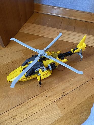 kubik oyuncaq: LEGO Technic sarı helikopter modeli - Realistik dizayn: dörd qanadlı — 4