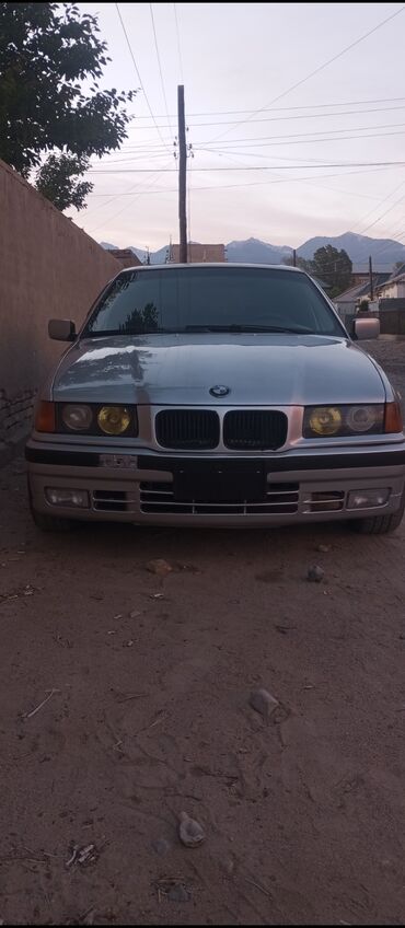 runx alex: BMW 3 series: 1992 г., 2 л, Механика, Бензин