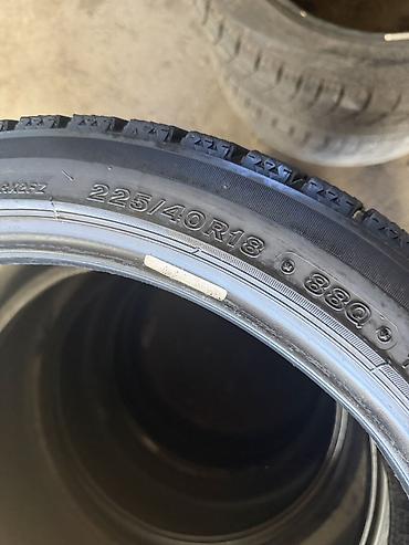 22540: Зимние шины 225/40 R18 88Q — комплект из 4 шт. - Размер: 225/40 R18 - — 4
