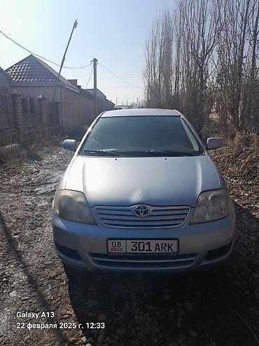 Унаа сатуу: Toyota Corolla: 2004 г., 1.6 л, Кол менен иштөөчү, Бензин, Седан — 1