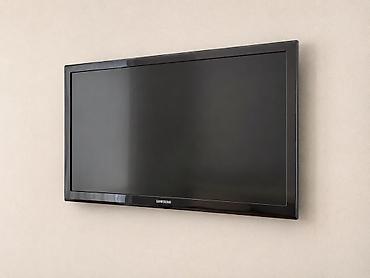 ikinci el iphone xs max: Samsung 40 düym LED TV Qiymet - 180 AZN Ekran: 40 "(102 sm) — 1
