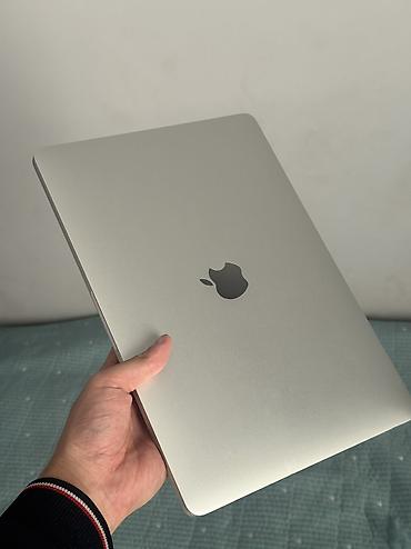 macbook pro 13 2010: Для учебы, Б/у, Apple M1, ОЗУ, RAM: 8 ГБ — 6