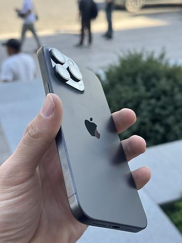 IPhone 15 Pro Max, Б/у, 256 ГБ, Black Titanium, Защитное стекло, Чехол, В рассрочку, 80 %