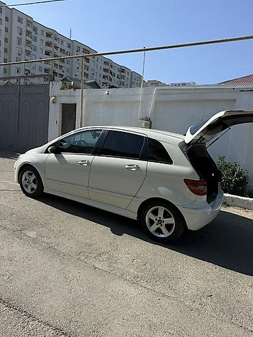 opel duman: Mercedes-Benz B 200: 1.7 l | 2007 il Hetçbek — 5