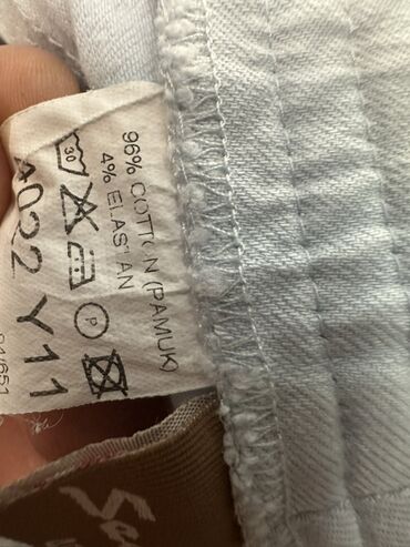 Dəstlər, kostyumlar: Qadın geyim dəsti -geyimlerin her biri 5 manatdl cox yaxsl — 31