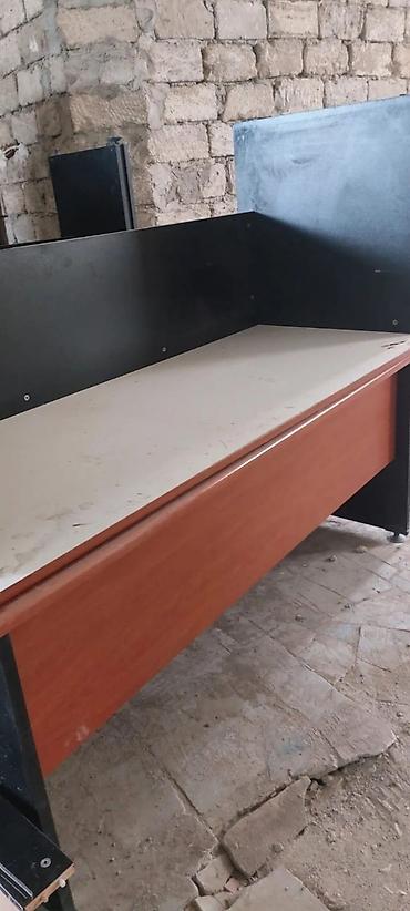 Masaüstü dəstlər: Parta dəsti 23 dəst masalarda var — 5