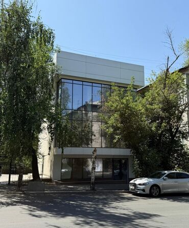 продаю участок бишкек арча бешик: Продаю Офис 270 м², Без ремонта, Без мебели, Многоэтажное здание, 1 этаж