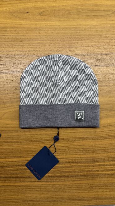 Шапки: Шапки от LV Все бирки и логотипы присутствуют ✅ ЦЕНА ОКОНЧАТЕЛЬНАЯ — 3