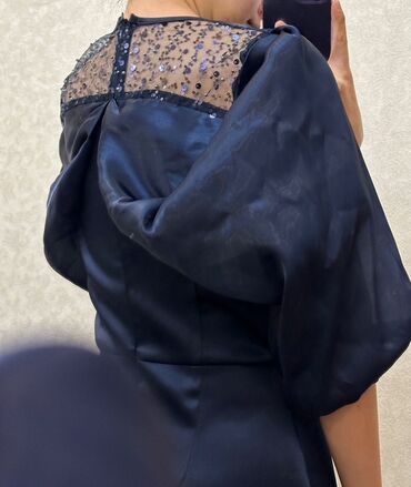 Вечерние платья: Вечернее платье, Рукава: Длинные, Бретельки на одно плечо — 14