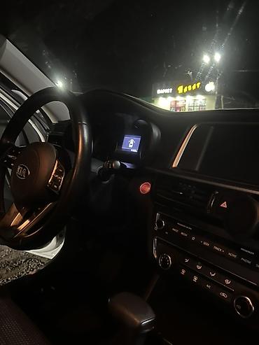 посадка авто: Kia Optima: 2019 г., 2.4 л, Автомат, Бензин, Седан — 4