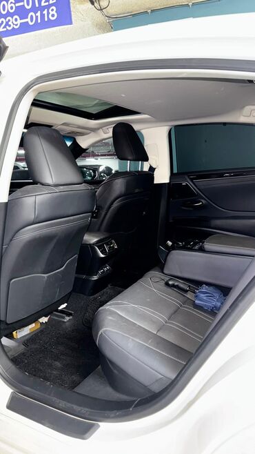 Lexus: Lexus ES: 2020 г., 2.5 л, Гибрид — 20