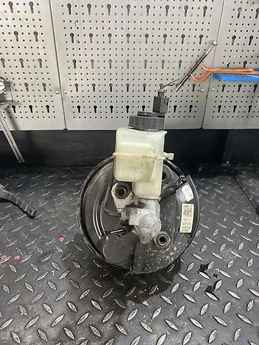senzori linx: GOLF 6 ABS SERVO POJACIVAC BUBANJ 1K1614105BG | Vw audi delovi zemun — 2