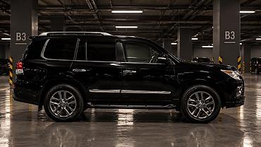 купить резину r18: Lexus LX: 2008 г., 5.7 л, Автомат, Газ, Внедорожник — 4