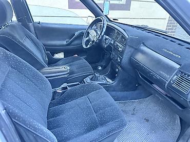 разрешение на газ: Volkswagen Passat Variant: 1994 г., Газ, Универсал — 5