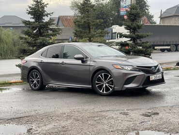 Toyota: Toyota Camry: 2018 г., 2.5 л, Автомат, Гибрид, Седан