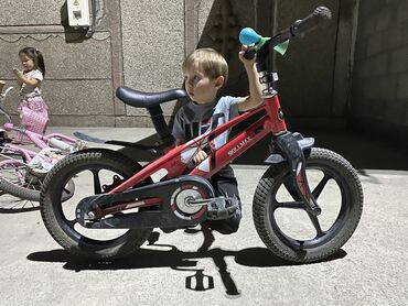 рама для велосипеда: Продаю велик детский скилмакс Полностью алюминевая рама, Очень