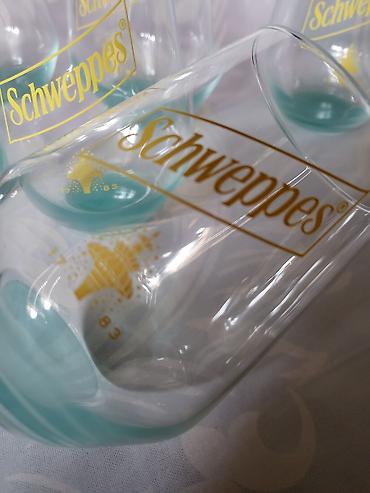 Čaše: Case nove Schweppes. Nove case,sve na njima odsjaj 9d svetla. Komada na lalafo.rs — 9 Čaše: Case nove Schweppes. Nove case,sve na njima odsjaj 9d svetla. Komada — 9