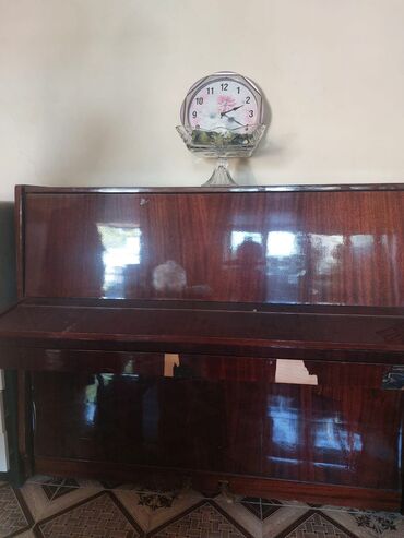 tibb bacısı xidməti: Piano -250 azn