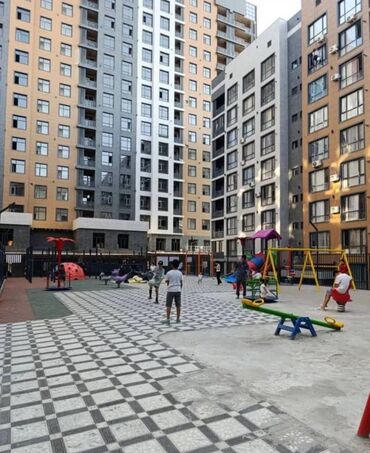 купить квартиру в токмоке: 1 бөлмө, 53 кв. м, 108-серия, 5 кабат, Евроремонт