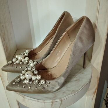 salomon cipele za planinarenje: Pumps, 41