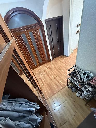 binalar az: 9 mərtəbəli binanın 6cı mərtəbəsi Su, işıq, qaz daimi 3 otaqlı — 5