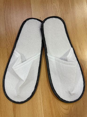 Домашние тапочки: ОДНОРАЗОВЫЕ ТАПОЧКИ. Пара одноразовых тапочек белого цвета с закрытым — 8