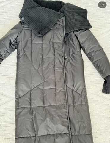 cins pencekler 2022: Qadın uzun qış palto/kaban - Rəng: qara - Model: uzun, düzbucaqvari