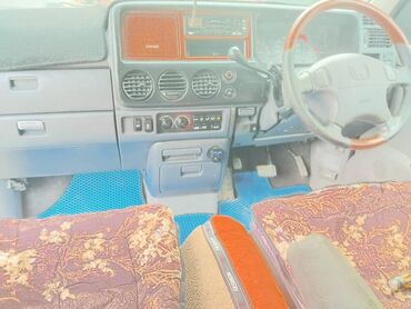 Honda: Honda Stepwgn: 1998 г., 2 л, Автомат, Газ, Минивэн — 10