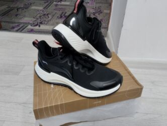 свадебное платье для беременных напрокат: Продаю красовки лининг оригинал размер 40 37 36