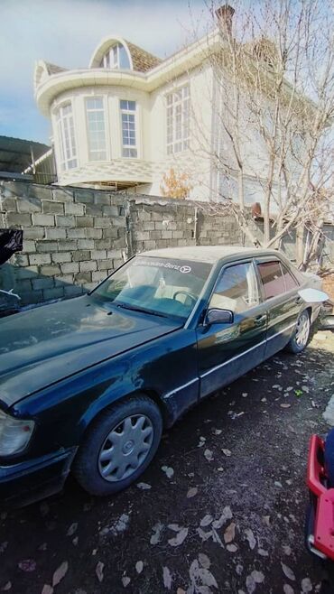 Mercedes-Benz: Mercedes-Benz W124: 1989 г., 2.3 л, Механика, Бензин, Седан