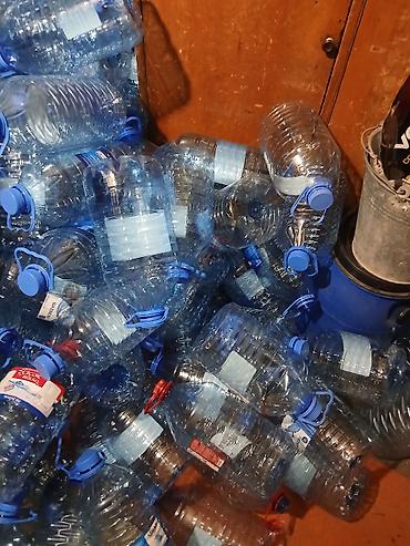 banka satisi: Toplu plastik bidonlar (təxminən 5–10 litr arası) – qapaqlı və daşıma — 4