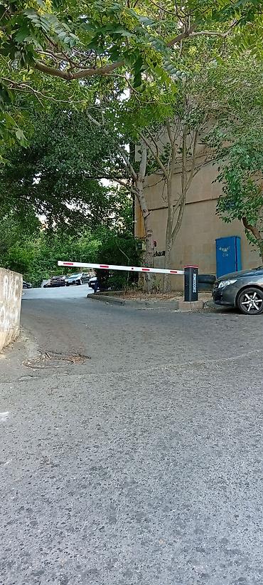 Mənzillər: Bakı, Yasamal, 4 otaqlı, Köhnə tikili, m. Elmlər Akademiyası, 90 kv. m — 4