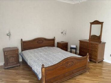 румынская мебель бу: Двуспальная кровать, Комод, 2 тумбы, Румыния, Б/у