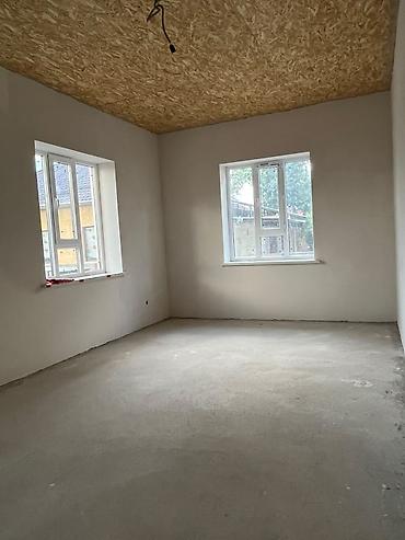 kg house: Ак-Ордо 1ден центринен, Гагарина 100 метр аралыкта жайгашкан. Үй жаңы — 6