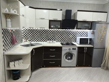 quxna mebeləri: Mətbəx mebeli endirim oldu❌❌❌❌❌. 250 azn yaxşı vəziyyətdədi