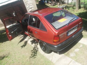 levi: Opel Kadett: 1.3 l | 1991 г. | 10000 km. Limuzina