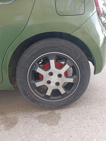225 65 17 зима: Disk teker satilir 4bolt.185.65.15 tekerle.eyrisi qirigi yoxdu.yaxwi